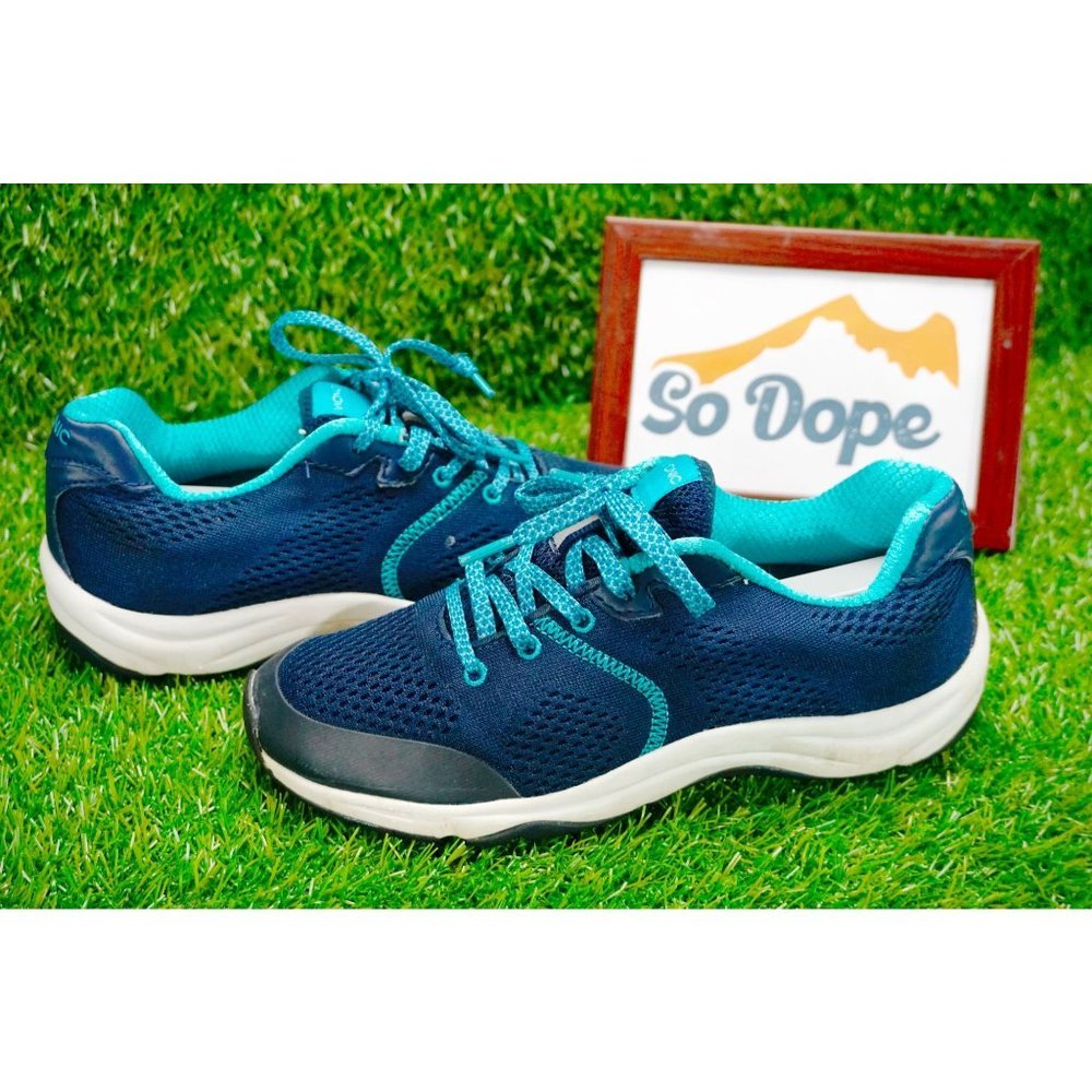 Vionic Action 335 Emerald Lace Up Sneakers - Women's 6